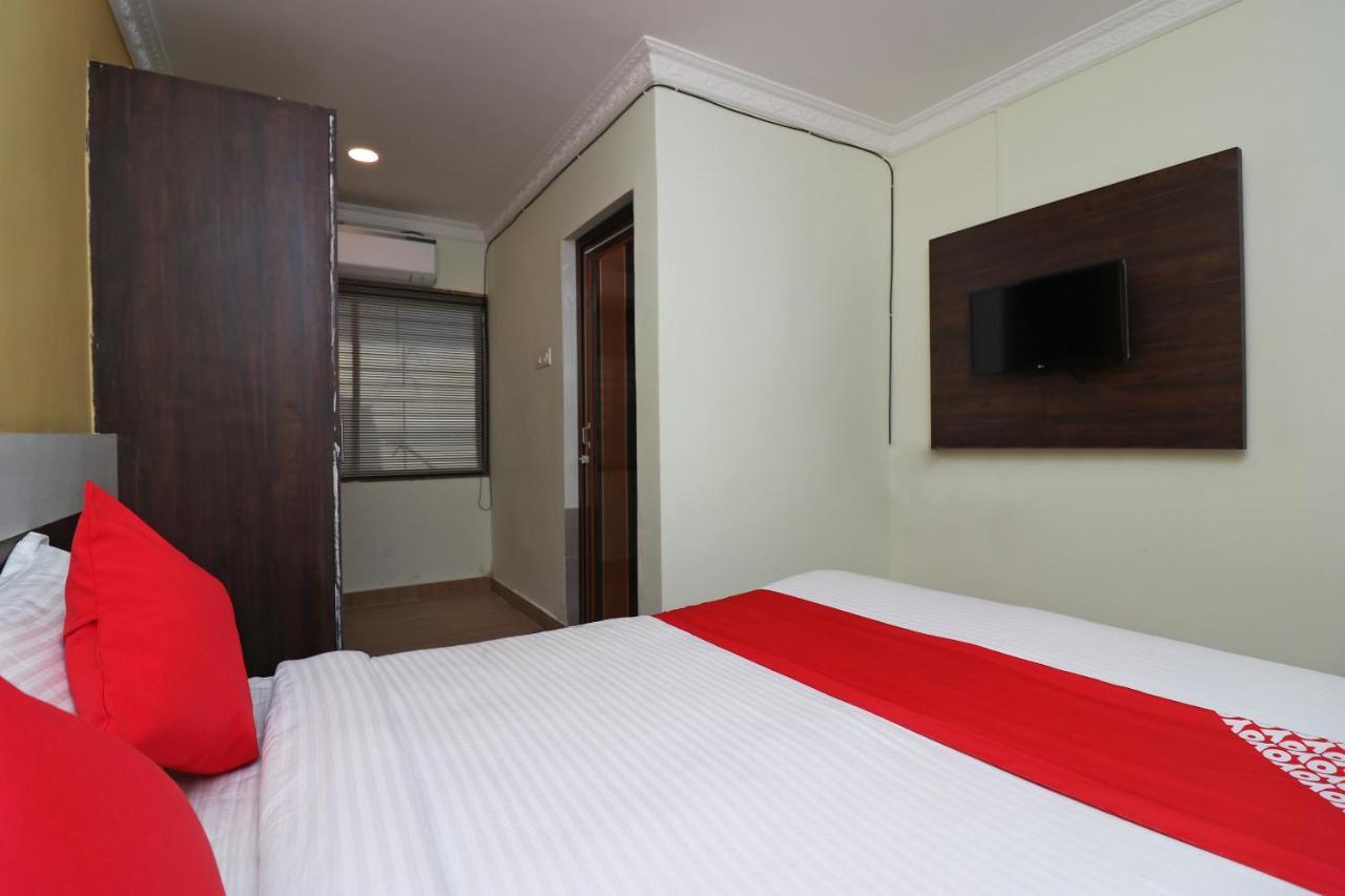 בובנשוואר Oyo 27602 Hotel Green Space מראה חיצוני תמונה